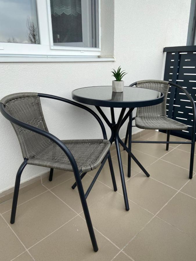 Focus Apartament Floreşti エクステリア 写真